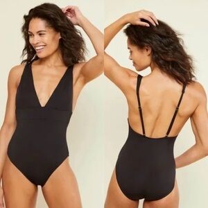 Andie Swim Sardinia Plunge Neckline One Piece Swimsuit in‎ Black Beachy NEW
